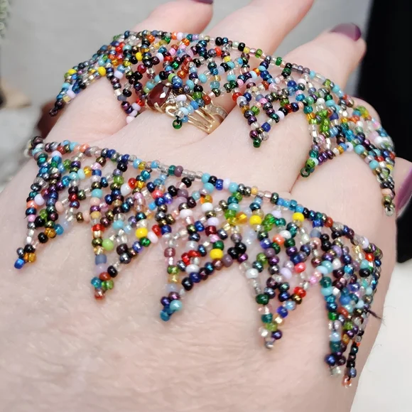 Handcrafted Glass Seed Bead Collar Necklace Rainbow Lace Sunburst Pattern 16" - Picture 7 of 10